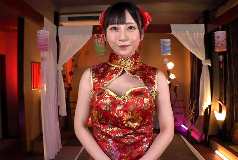 Chinese Dress (チャイナドレス)