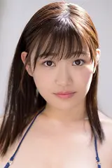 Headshot photo of Koume Ena from MIDE-669