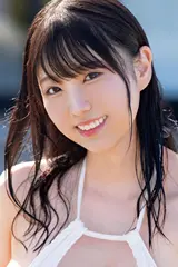 Headshot photo of Momota Mitsuki from MIDV-569