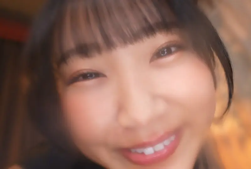 Close-up of Himesaki Hana's pretty face