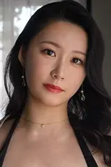 Headshot photo of Jogasaki Momose from JUR-044