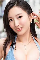 Headshot photo of Tsukino Kasumi from WAAA-619